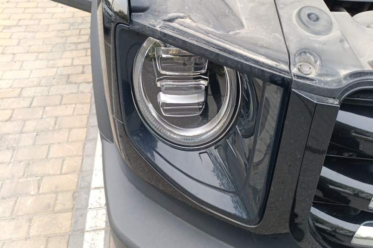 Used Haval DARGO 2022 1.5T DCT Two-Wheel Drive Border Collie Edition Right Front Headlight