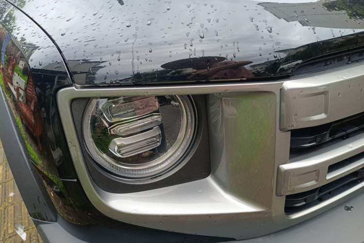 Used Haval DARGO 2022 1.5T DCT Two-Wheel Drive Border Collie Edition Right Front Headlight