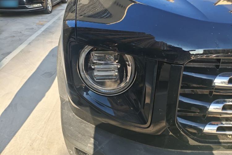 Used Haval DARGO 2022 2.0T DCT All-Wheel-Drive Xiaotianque Version Right Front Headlight