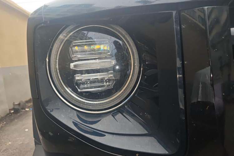 Used Haval DARGO 2022 1.5T DCT Two-Wheel Drive Border Collie Edition Right Front Headlight