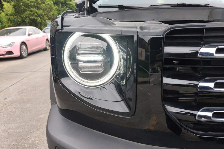 Used Haval DARGO 2022 1.5T DCT Two-Wheel Drive Border Collie Edition Right Front Headlight