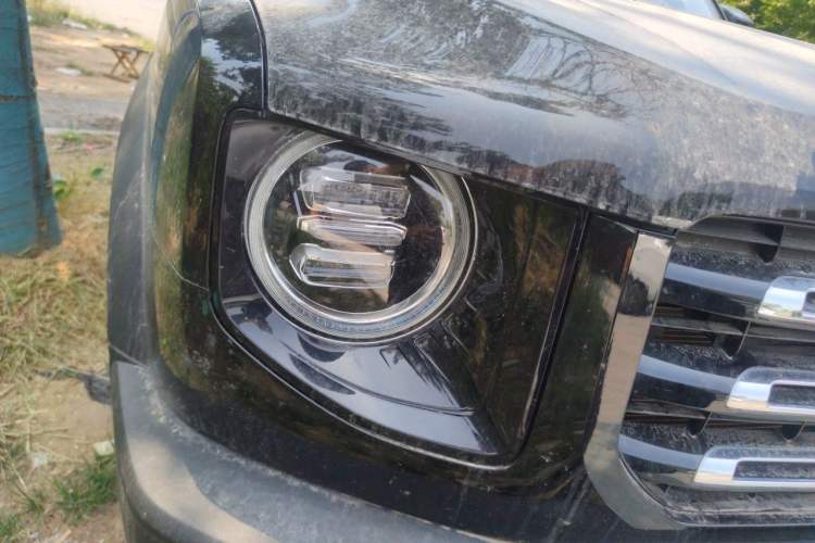Used Haval DARGO 2022 1.5T DCT Two-Wheel Drive Border Collie Edition Right Front Headlight