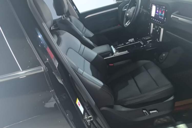 Used Haval DARGO 2022 1.5T DCT Two-Wheel Drive Mastiff Pursuit Edition Right Front Seat