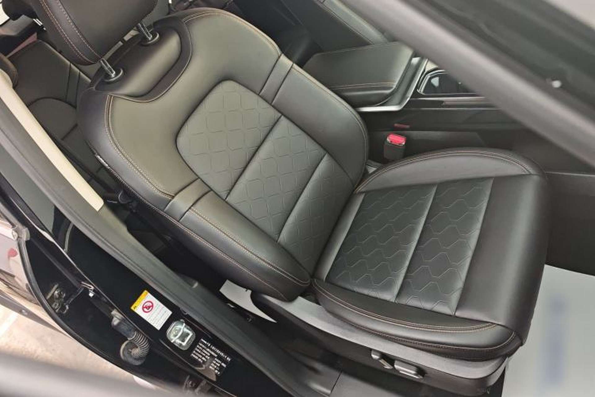 Used Haval DARGO 2022 1.5T DCT Two-Wheel Drive Mastiff Pursuit Edition Right Front Seat