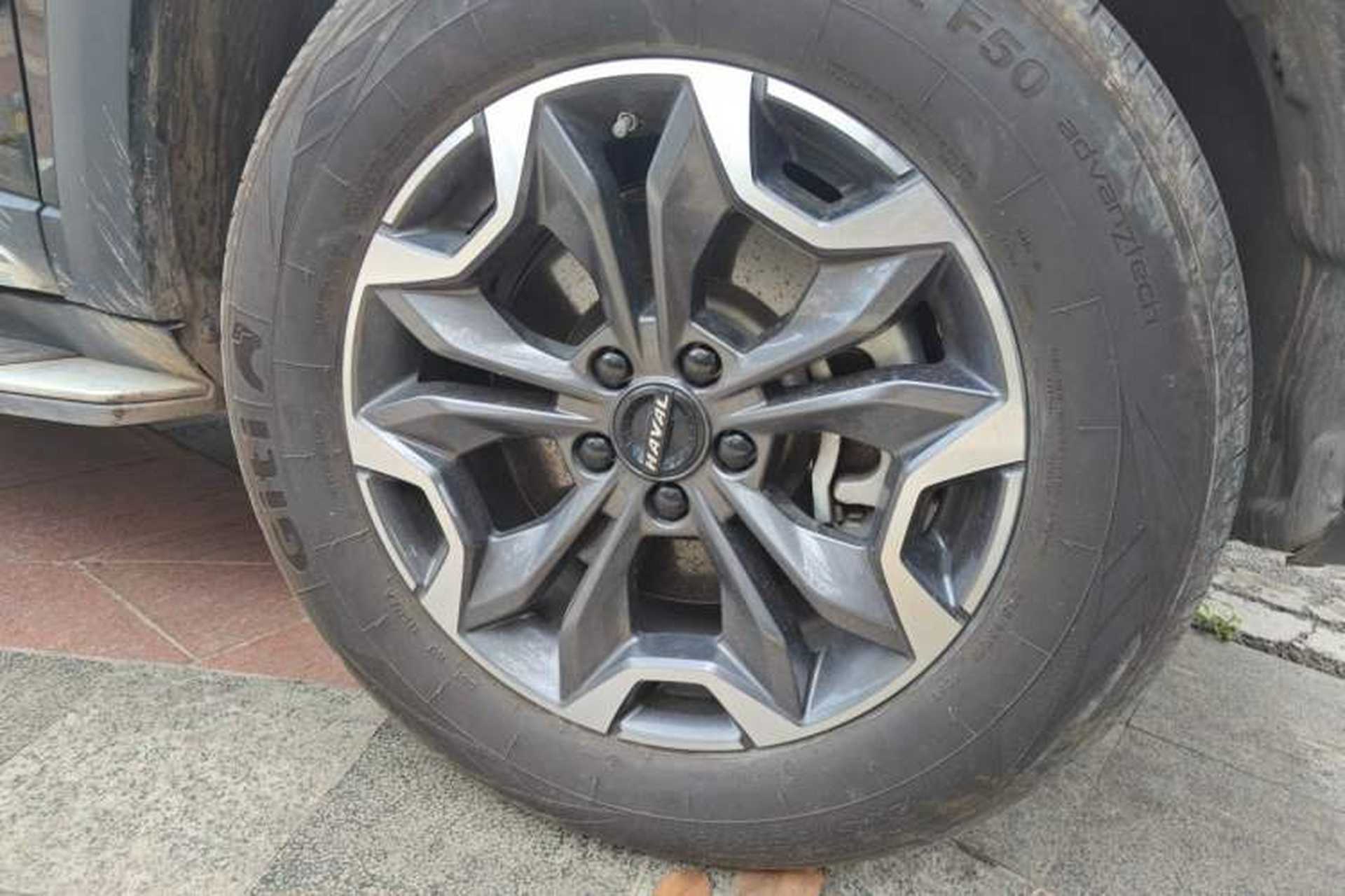 Used Haval DARGO 2022 2.0T DCT 4x4 Chinese Rural Dog Edition Right Front Wheel Hub