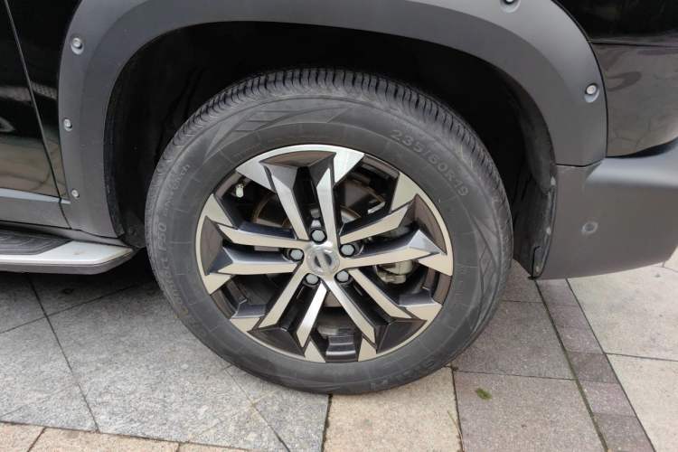 Used Haval DARGO 2022 1.5T DCT Two-Wheel Drive Mastiff Edition Right Front Wheel Hub
