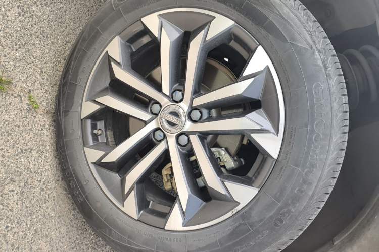 Used Haval DARGO 2022 1.5T DCT Two-Wheel Drive Mastiff Edition Right Front Wheel Hub