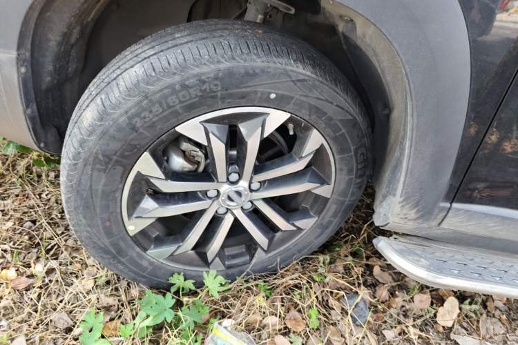 Used Haval DARGO 2022 1.5T DCT Two-Wheel Drive Border Collie Edition Right Front Wheel Hub