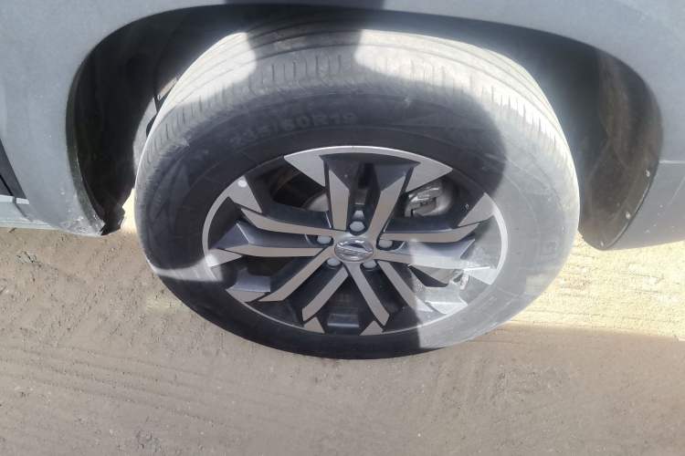 Used Haval DARGO 2022 1.5T DCT Two-Wheel Drive Border Collie Edition Right Front Wheel Hub