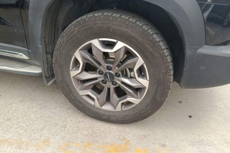 Used Haval DARGO 2022 2.0T DCT All-Wheel-Drive Xiaotianque Version Right Front Wheel Hub
