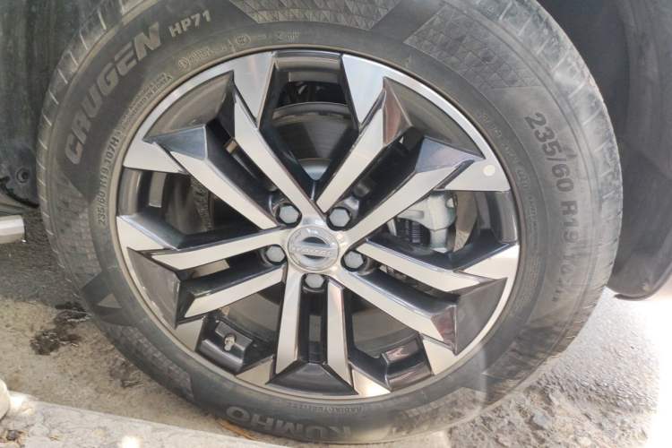 Used Haval DARGO 2022 1.5T DCT Two-Wheel Drive Border Collie Edition Right Front Wheel Hub