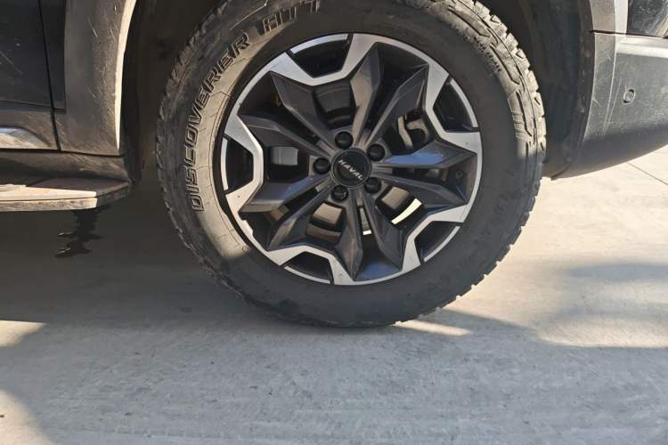 Used Haval DARGO 2022 2.0T DCT All-Wheel-Drive Xiaotianque Version Right Front Wheel Hub
