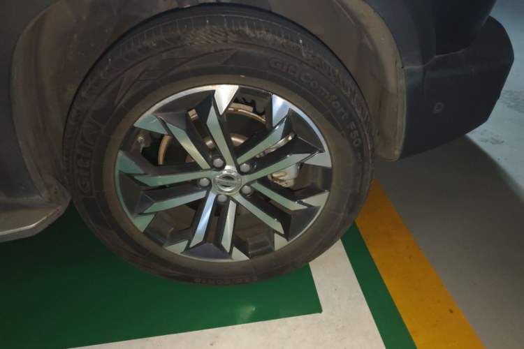 Used Haval DARGO 2022 1.5T DCT Two-Wheel Drive Mastiff Edition Right Front Wheel Hub