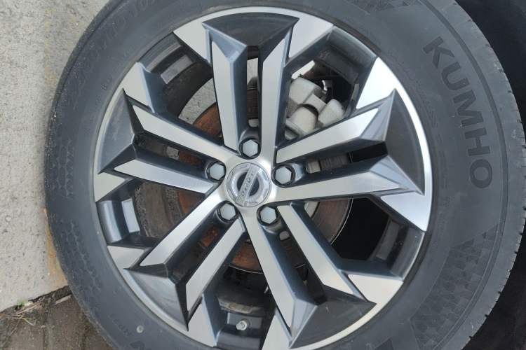 Used Haval DARGO 2022 1.5T DCT Two-Wheel Drive Mastiff Edition Right Front Wheel Hub