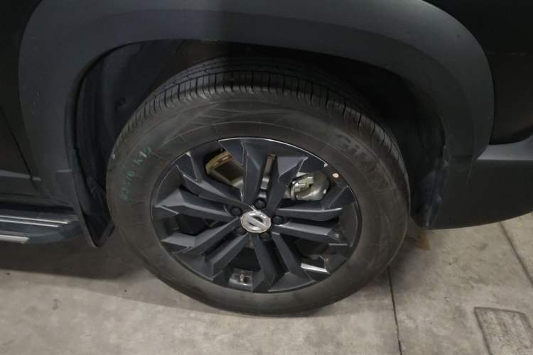 Used Haval DARGO 2022 1.5T DCT Two-Wheel Drive Border Collie Edition Right Front Wheel Hub