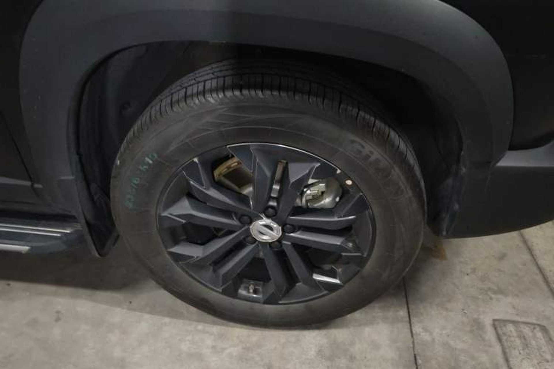 Used Haval DARGO 2022 1.5T DCT Two-Wheel Drive Border Collie Edition Right Front Wheel Hub