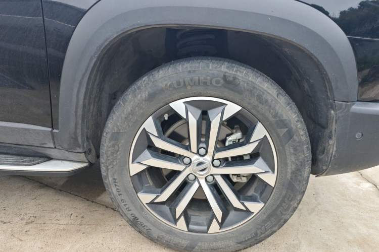 Used Haval DARGO 2022 1.5T DCT Two-Wheel Drive Mastiff Edition Right Front Wheel Hub