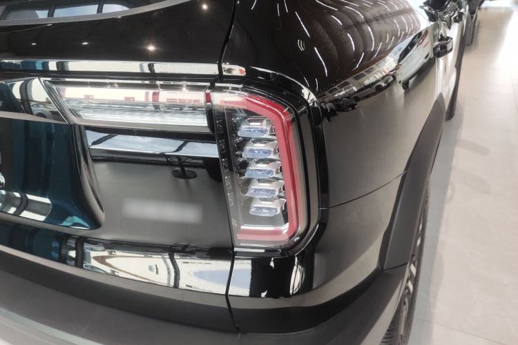 Used Haval DARGO 2022 1.5T DCT Two-Wheel Drive Border Collie Edition Right Rear Taillight