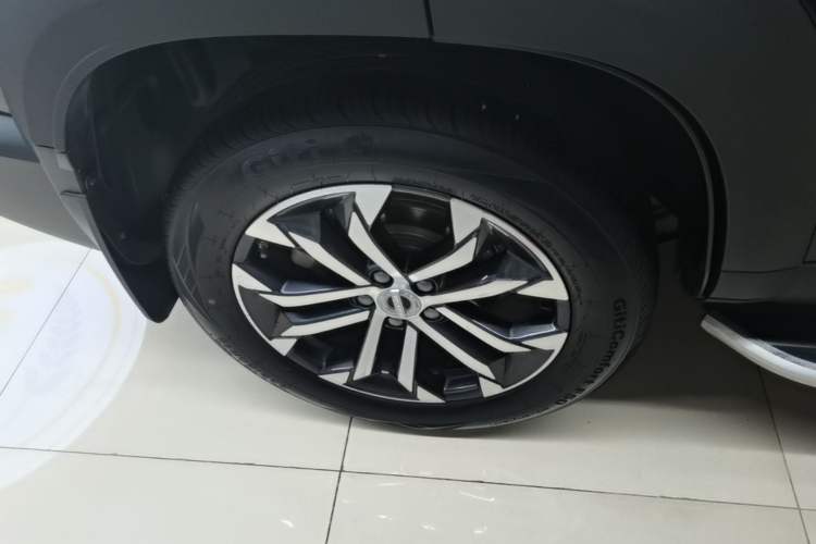 Used Haval DARGO 2022 1.5T DCT Two-Wheel Drive Border Collie Edition Right Rear Wheel Hub