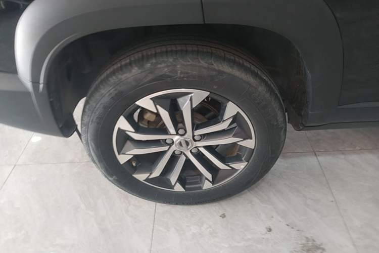 Used Haval DARGO 2022 1.5T DCT Two-Wheel Drive Border Collie Edition Right Rear Wheel Hub