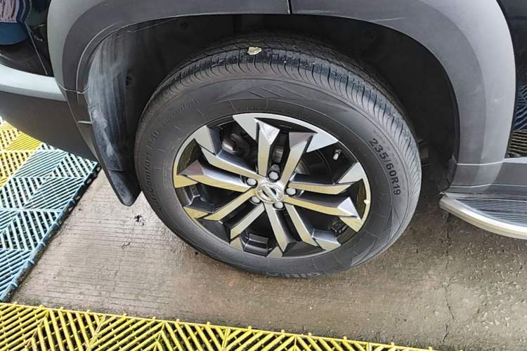 Used Haval DARGO 2022 1.5T DCT Two-Wheel Drive Border Collie Edition Right Rear Wheel Hub