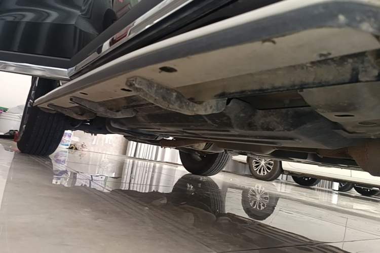 Used Haval DARGO 2022 2.0T DCT 4x4 Chinese Rural Dog Edition Right Side Sill