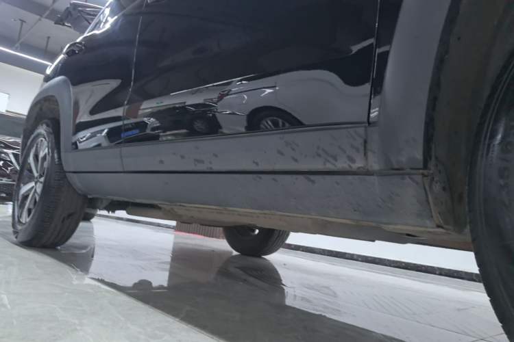 Used Haval DARGO 2022 1.5T DCT Two-Wheel Drive Labrador Edition Right Side Sill