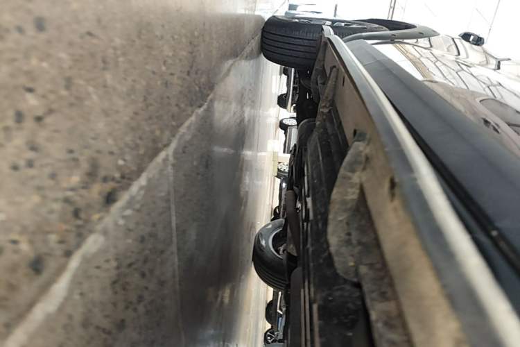 Used Haval DARGO 2022 2.0T DCT 4x4 Chinese Rural Dog Hunting Edition Right Side Sill