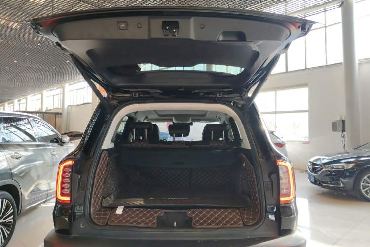 Used Haval DARGO 2022 1.5T DCT Two-Wheel Drive Border Collie Edition Trunk