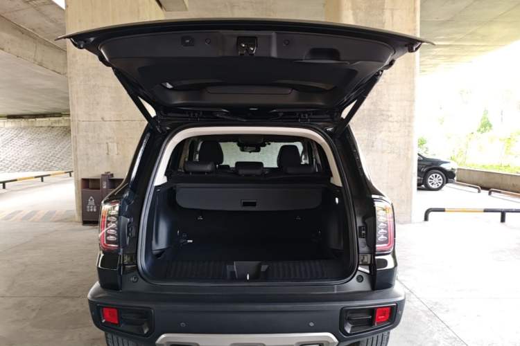 Used Haval DARGO 2022 1.5T DCT Two-Wheel Drive Border Collie Edition Trunk