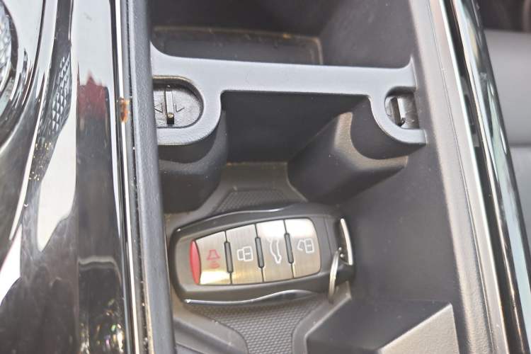 Used Haval DARGO 2022 1.5T DCT Two-Wheel Drive Border Collie Edition Vehicle Key