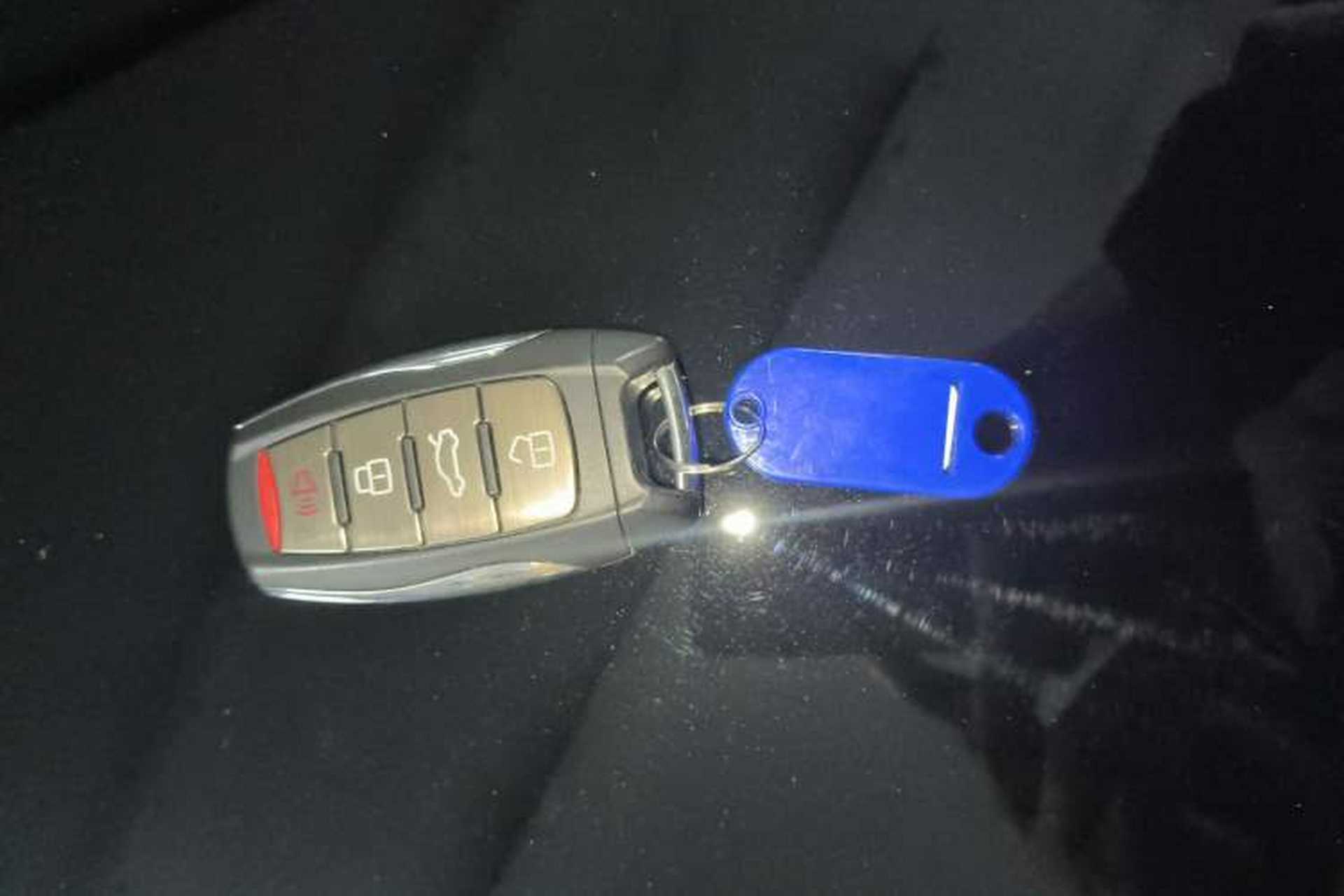 Used Haval DARGO 2022 1.5T DCT Two-Wheel Drive Border Collie Edition Vehicle Key