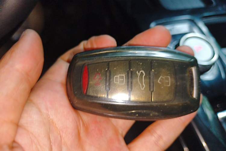Used Haval DARGO 2022 1.5T DCT Two-Wheel Drive Border Collie Edition Vehicle Key