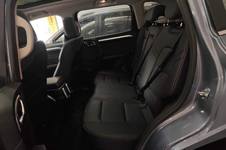 Used Haval DARGO 2022 1.5T DCT Two-Wheel Drive Border Collie Edition Left Rear Seat