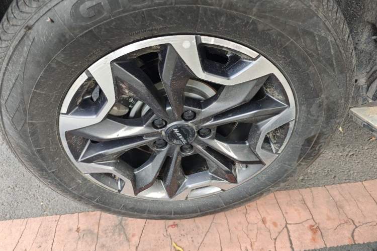 Used Haval DARGO 2022 2.0T DCT 4x4 Chinese Rural Dog Edition Right Front Wheel Hub