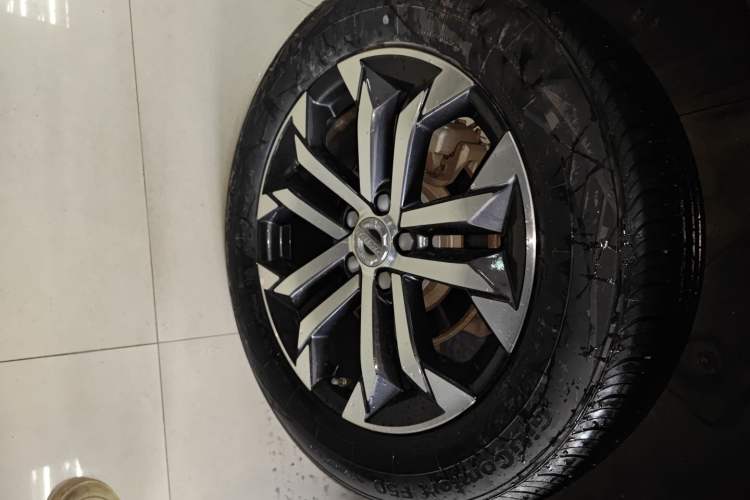 Used Haval DARGO 2022 1.5T DCT Two-Wheel Drive Border Collie Edition Right Rear Wheel Hub