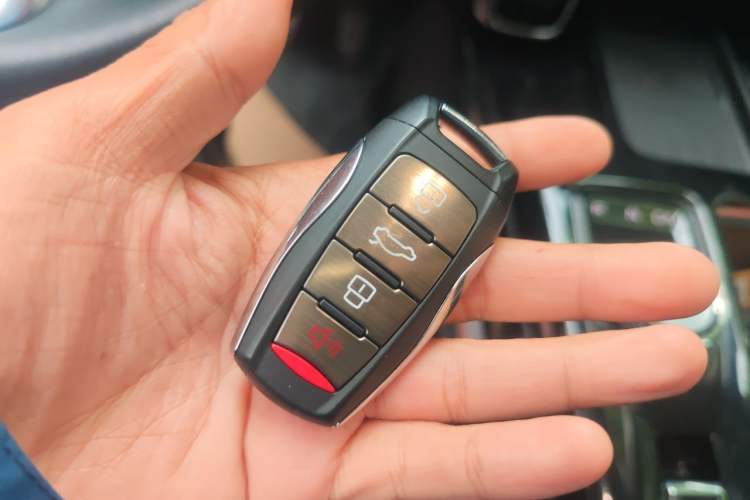 Used Haval DARGO 2022 2.0T DCT All-Wheel-Drive Xiaotianque Version Vehicle Key