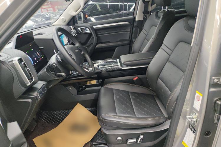 Used Haval DARGO 2022 2.0T DCT 4x4 Chinese Rural Dog Hunting Edition Left Front Seat