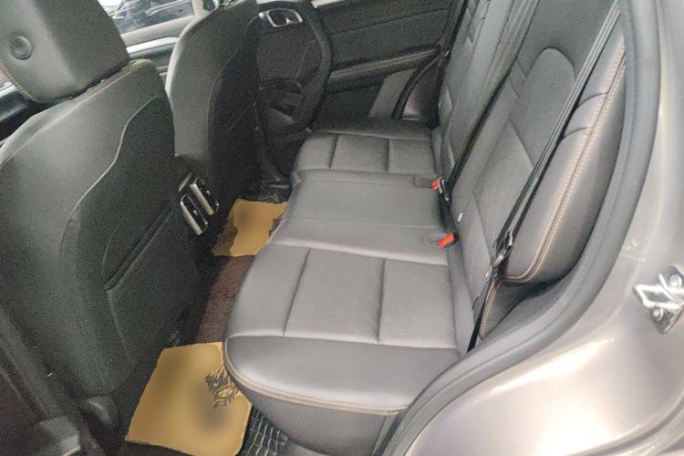 Used Haval DARGO 2022 2.0T DCT 4x4 Chinese Rural Dog Hunting Edition Left Rear Seat