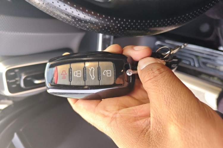 Used Haval DARGO 2022 2.0T DCT 4x4 Chinese Rural Dog Hunting Edition Vehicle Key