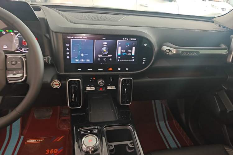 Used Haval DARGO 2022 1.5T DCT Two-Wheel Drive Mastiff Edition Audio And AC Panel