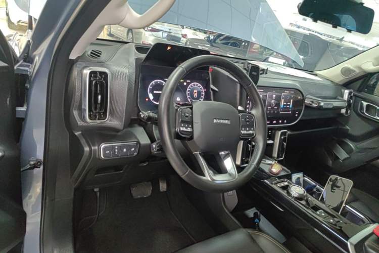 Used Haval DARGO 2022 1.5T DCT Two-Wheel Drive Border Collie Edition Center Console