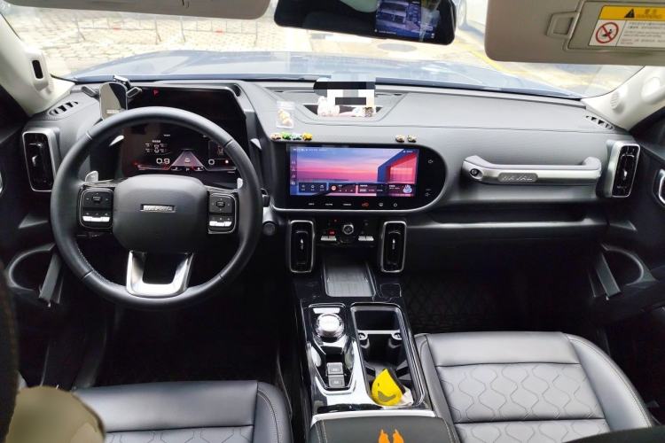 Used Haval DARGO 2022 1.5T DCT Two-Wheel Drive Mastiff Pursuit Edition Center Console