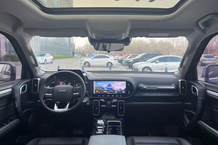 Used Haval DARGO 2022 1.5T DCT Two-Wheel Drive Border Collie Edition Center Console