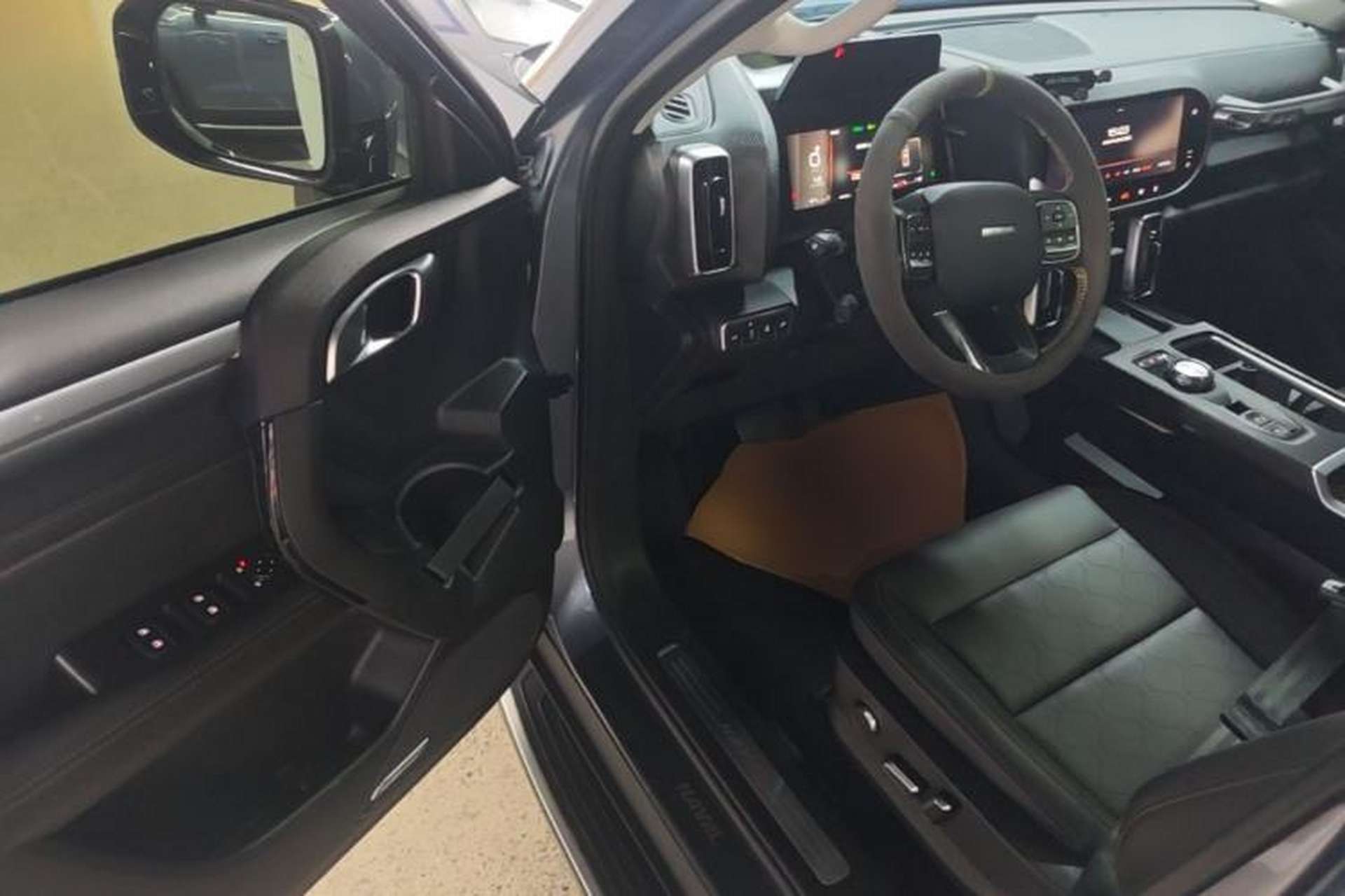 Used Haval DARGO 2022 1.5T DCT Two-Wheel Drive Border Collie Edition Driver Seat