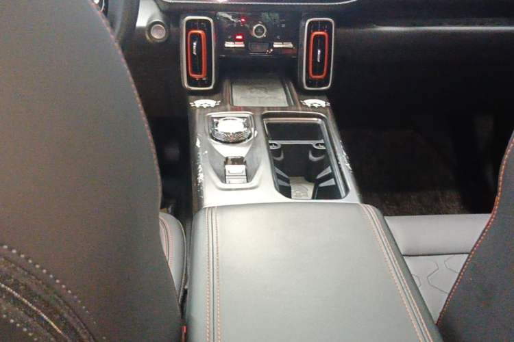 Used Haval DARGO 2022 1.5T DCT Two-Wheel Drive Border Collie Edition Gear Lever
