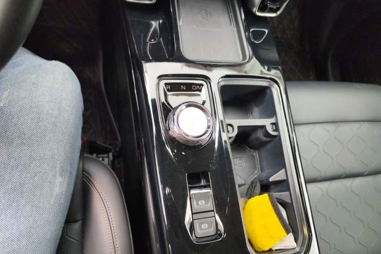 Used Haval DARGO 2022 1.5T DCT Two-Wheel Drive Mastiff Pursuit Edition Gear Lever