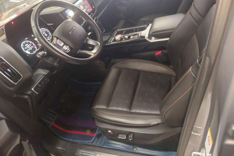 Used Haval DARGO 2022 2.0T DCT 4x4 Chinese Rural Dog Hunting Edition Left Front Seat