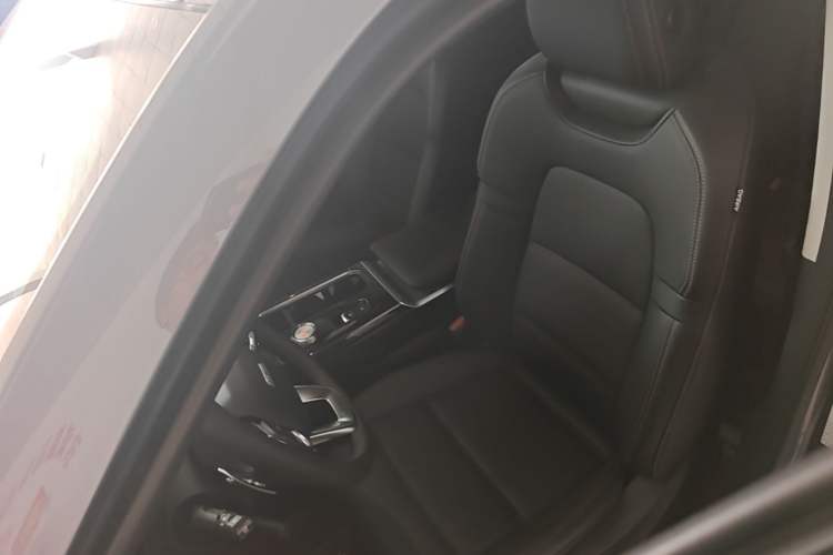 Used Haval DARGO 2022 1.5T DCT Two-Wheel Drive Mastiff Edition Left Front Seat