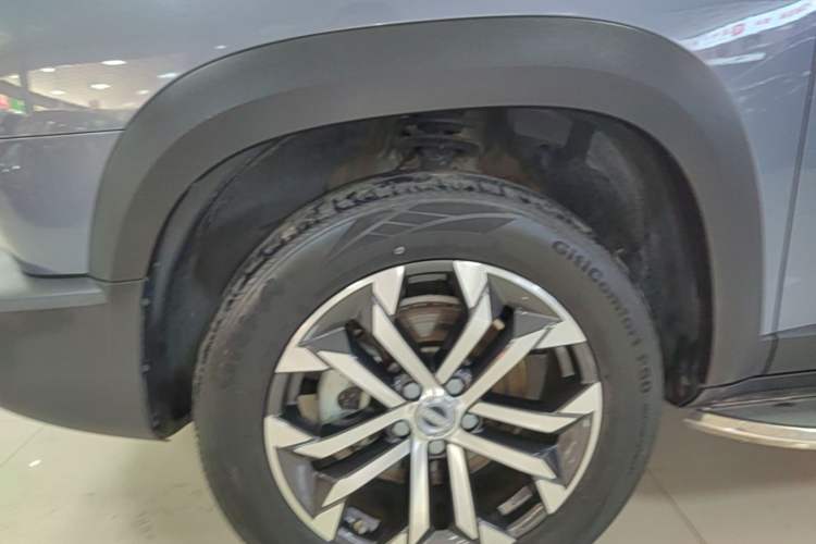 Used Haval DARGO 2022 1.5T DCT Two-Wheel Drive Border Collie Edition Left Front Wheel Hub